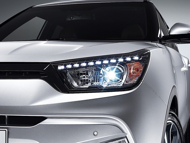 Ssangyong Tivoli foto 3