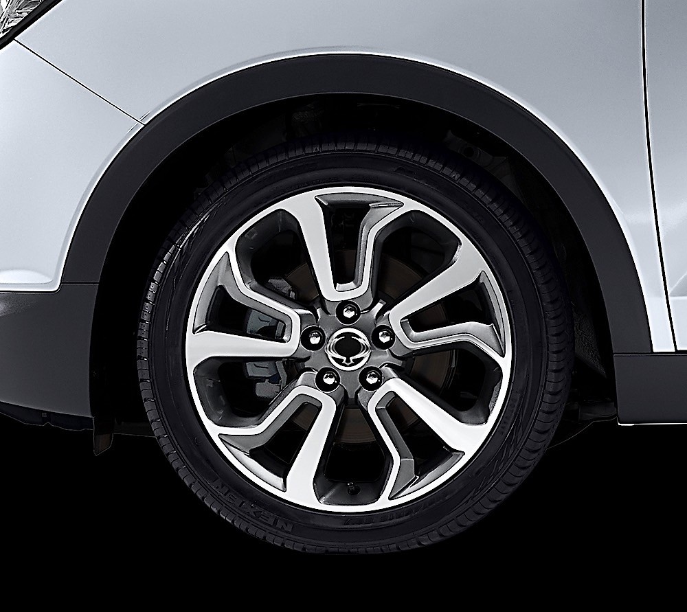 Ssangyong Tivoli photo 4