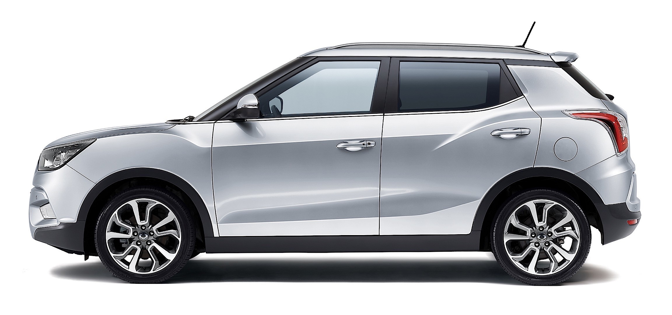 Ssangyong Tivoli photo 7