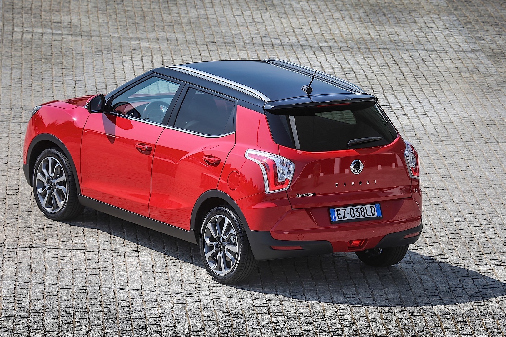Ssangyong Tivoli photo 45