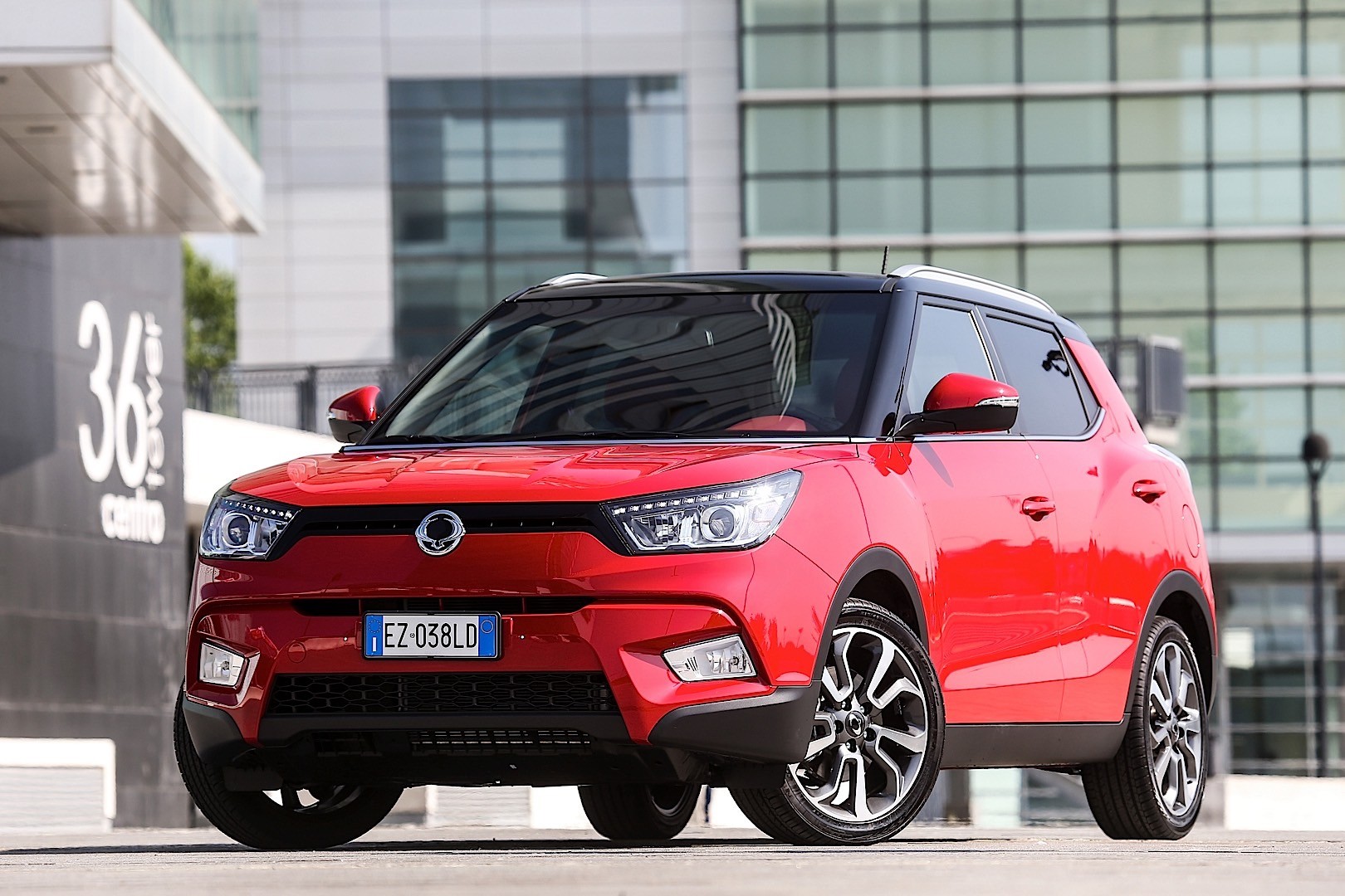 Ssangyong Tivoli photo 46
