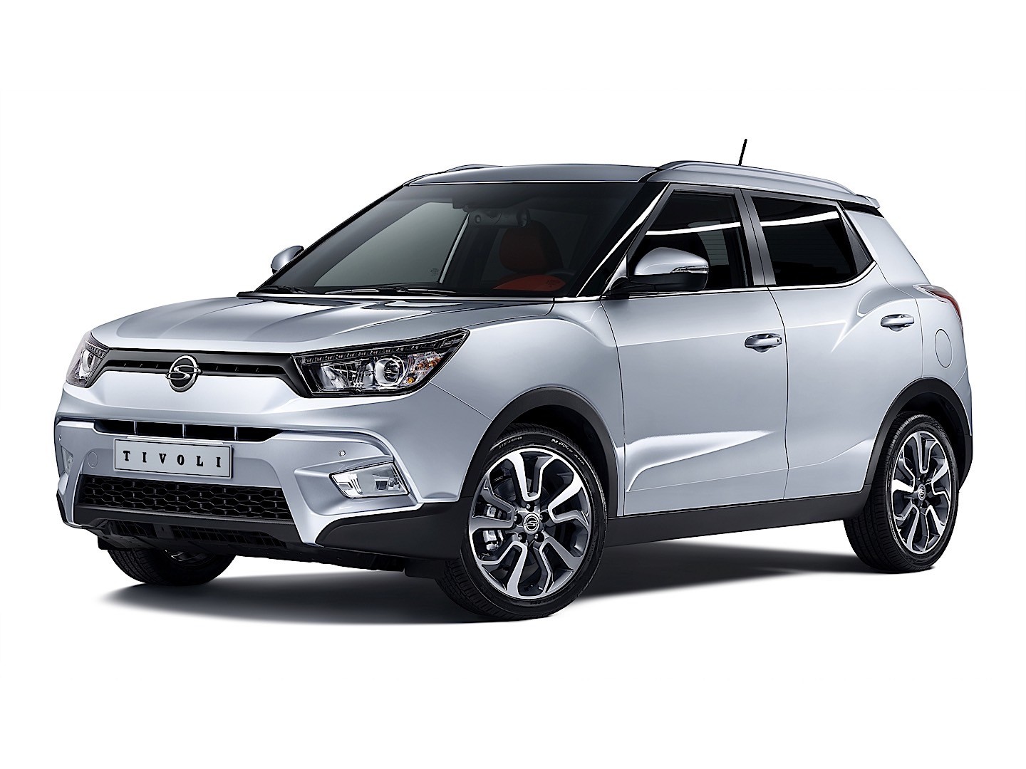 Ssangyong Tivoli photo 49