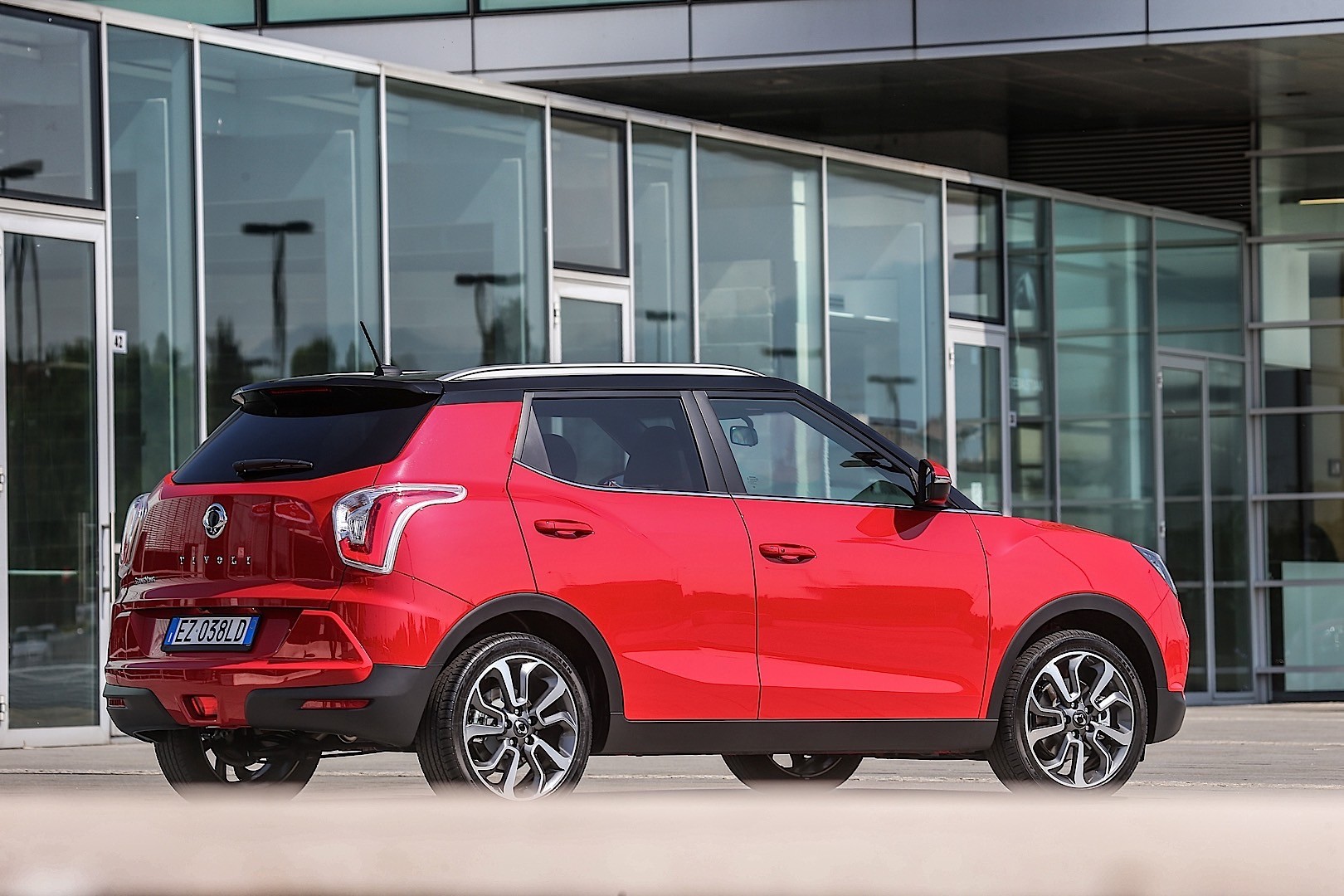 Ssangyong Tivoli photo 50