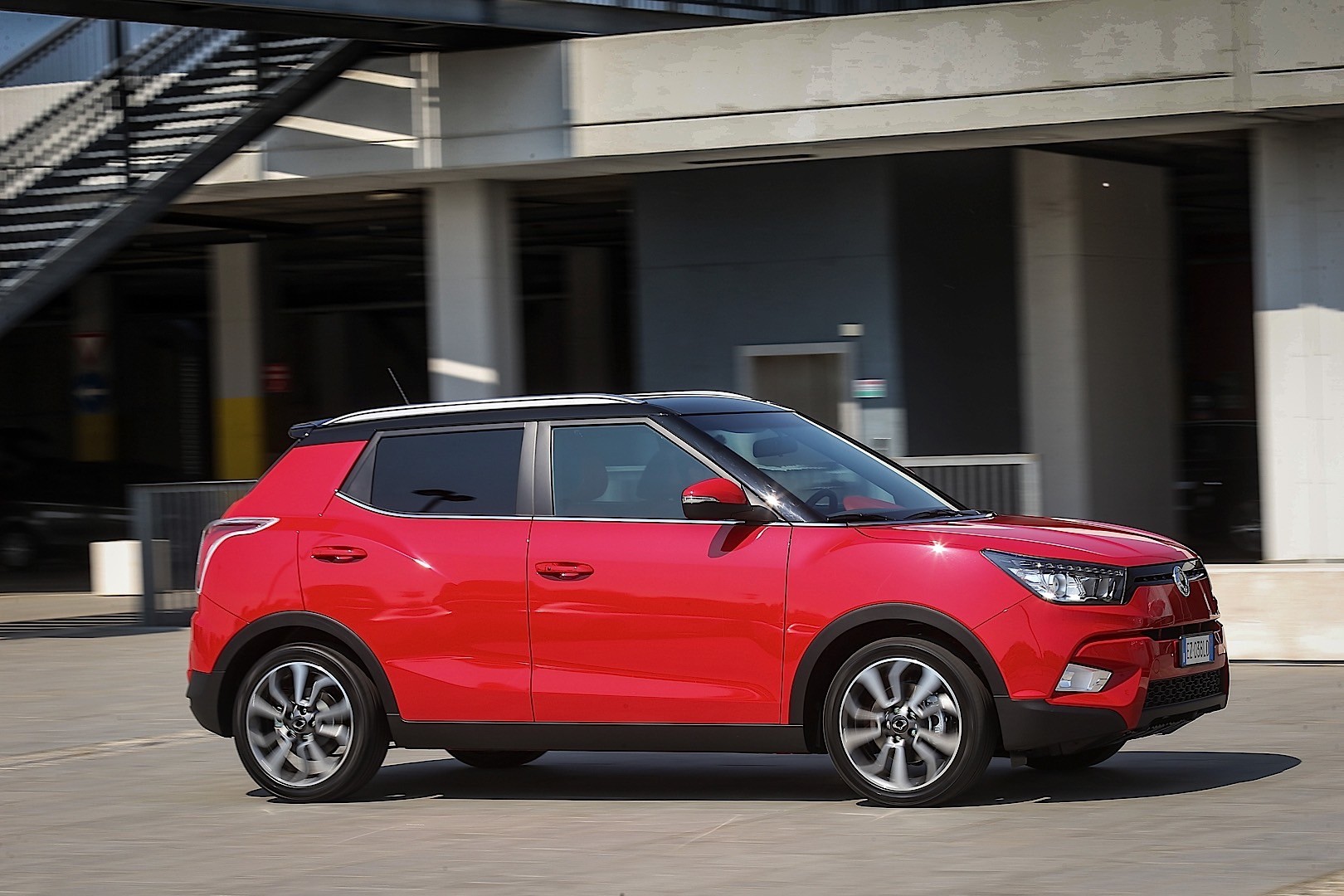 Ssangyong Tivoli photo 63