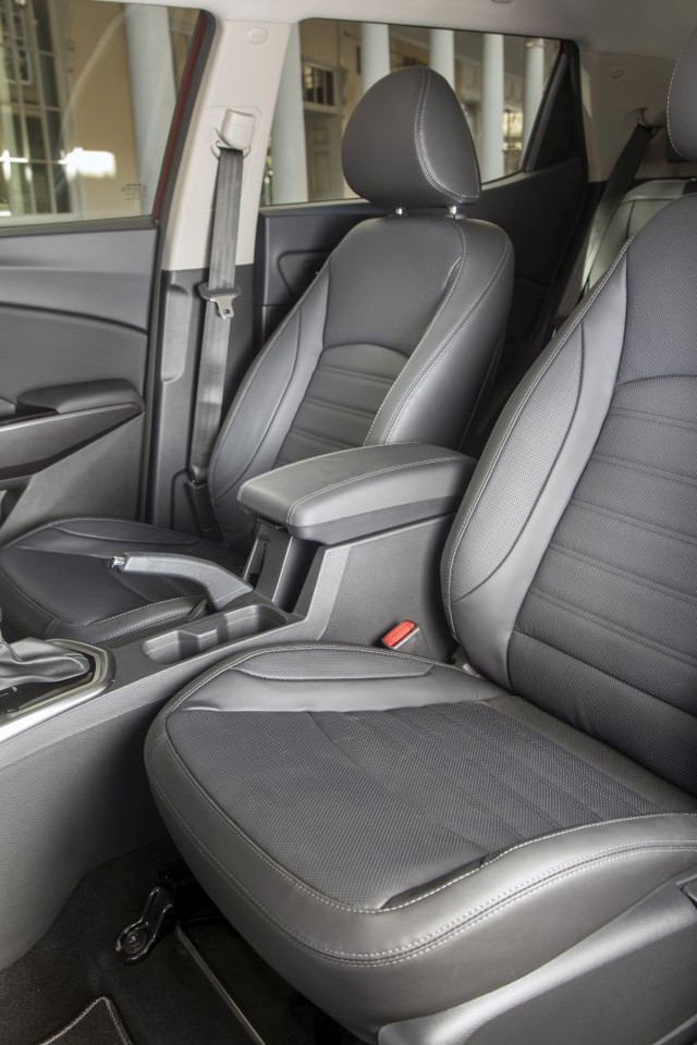 Ssangyong Tivoli foto 58