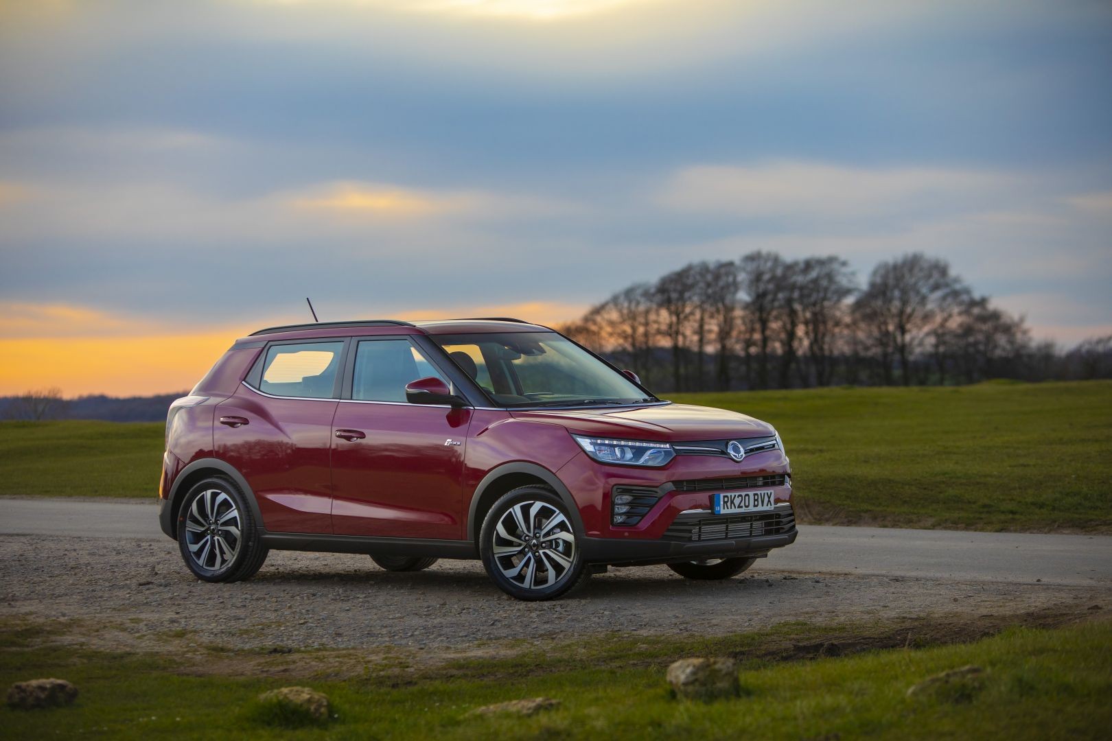 Ssangyong Tivoli photo 2