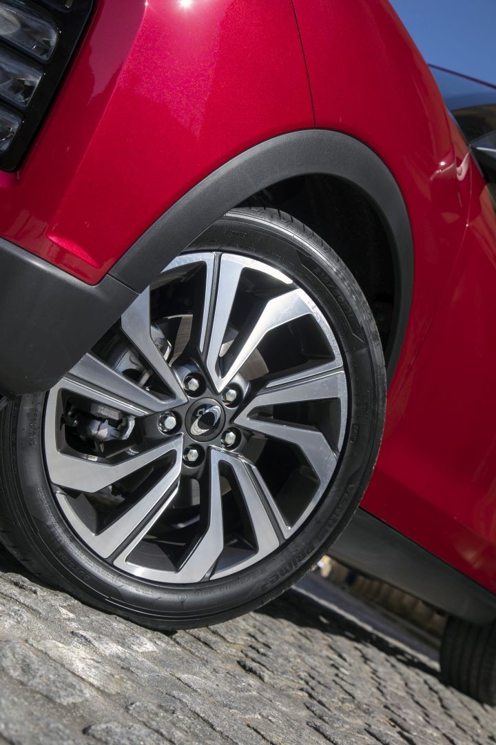 Ssangyong Tivoli photo 19