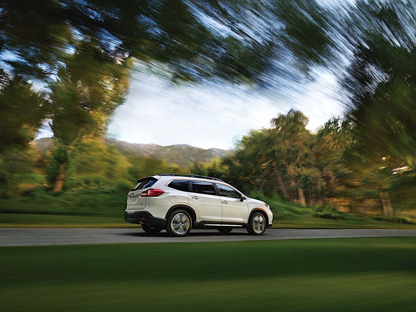 Subaru Ascent photo 8