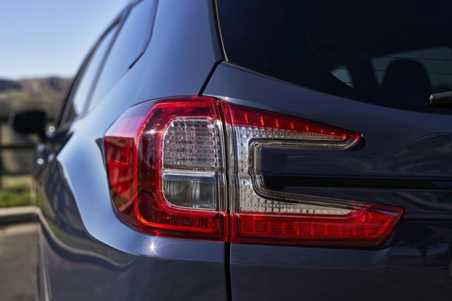 Subaru Ascent photo 7