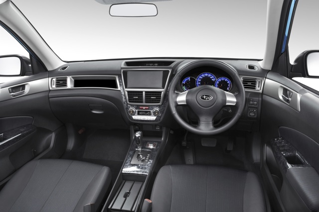 Subaru Exiga Liberty photo 22