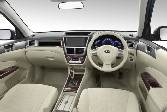 Subaru Exiga Liberty photo 23