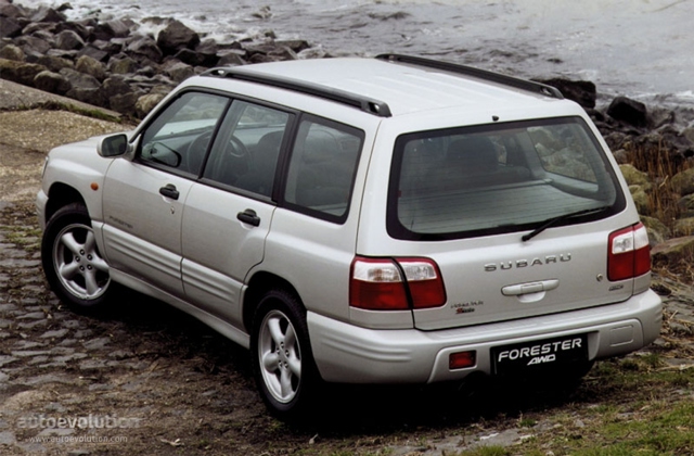 Subaru Forester photo 3