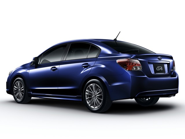 Subaru Impreza foto 13