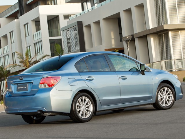 Subaru Impreza foto 16