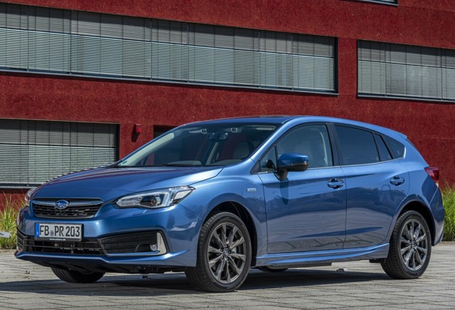 Subaru Impreza photo 3