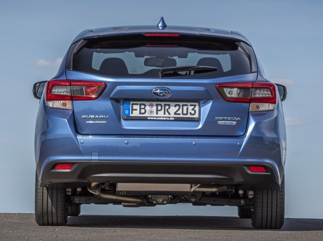 Subaru Impreza photo 7