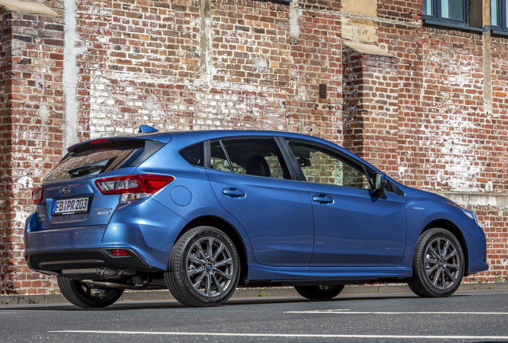 Subaru Impreza photo 8