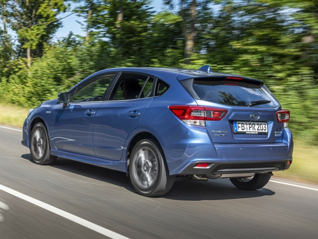 Subaru Impreza photo 11