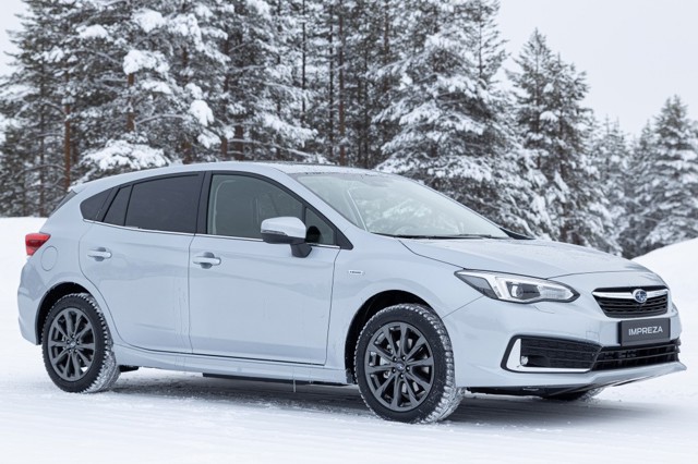 Subaru Impreza photo 16