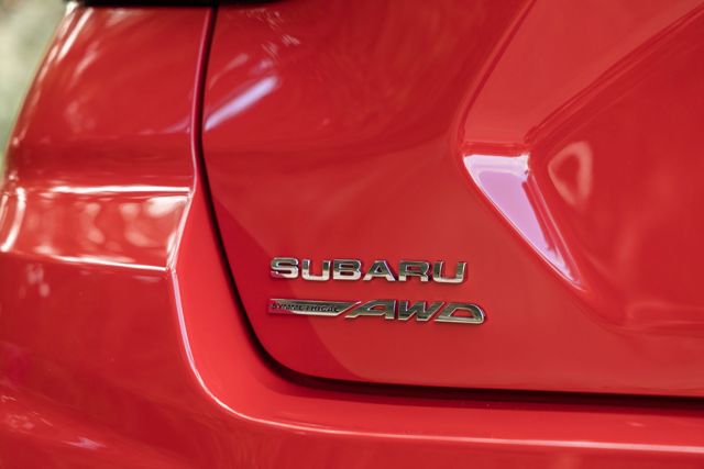 Subaru Impreza photo 14