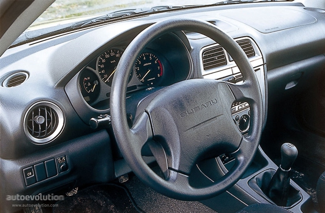 Subaru Impreza photo 16