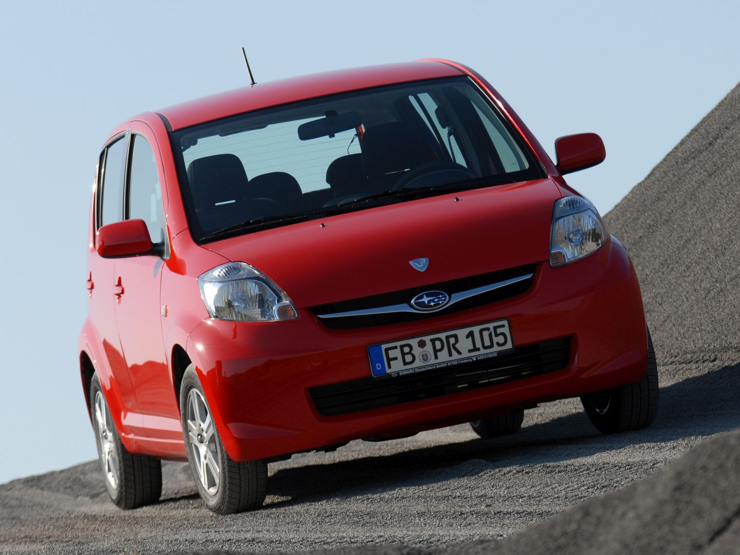 Subaru Justy photo 14