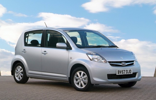 Subaru Justy foto 21