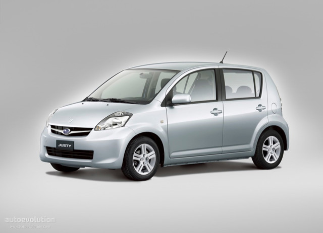Subaru Justy foto 1