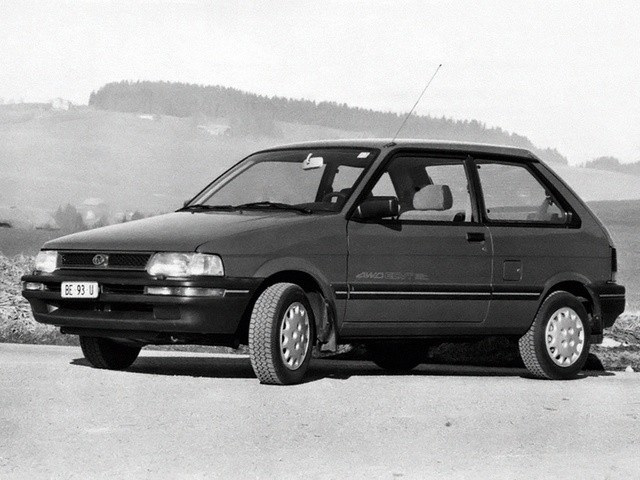 Subaru Justy photo 4