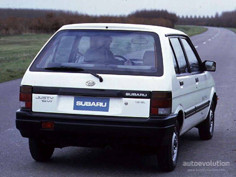 Subaru Justy photo 2