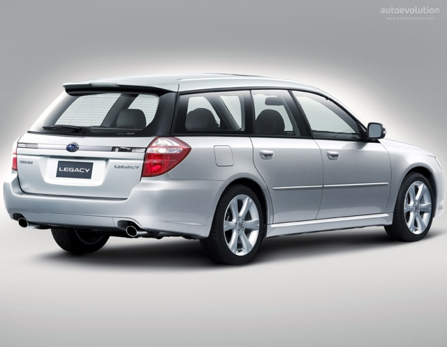 Subaru Legacy Wagon foto 3
