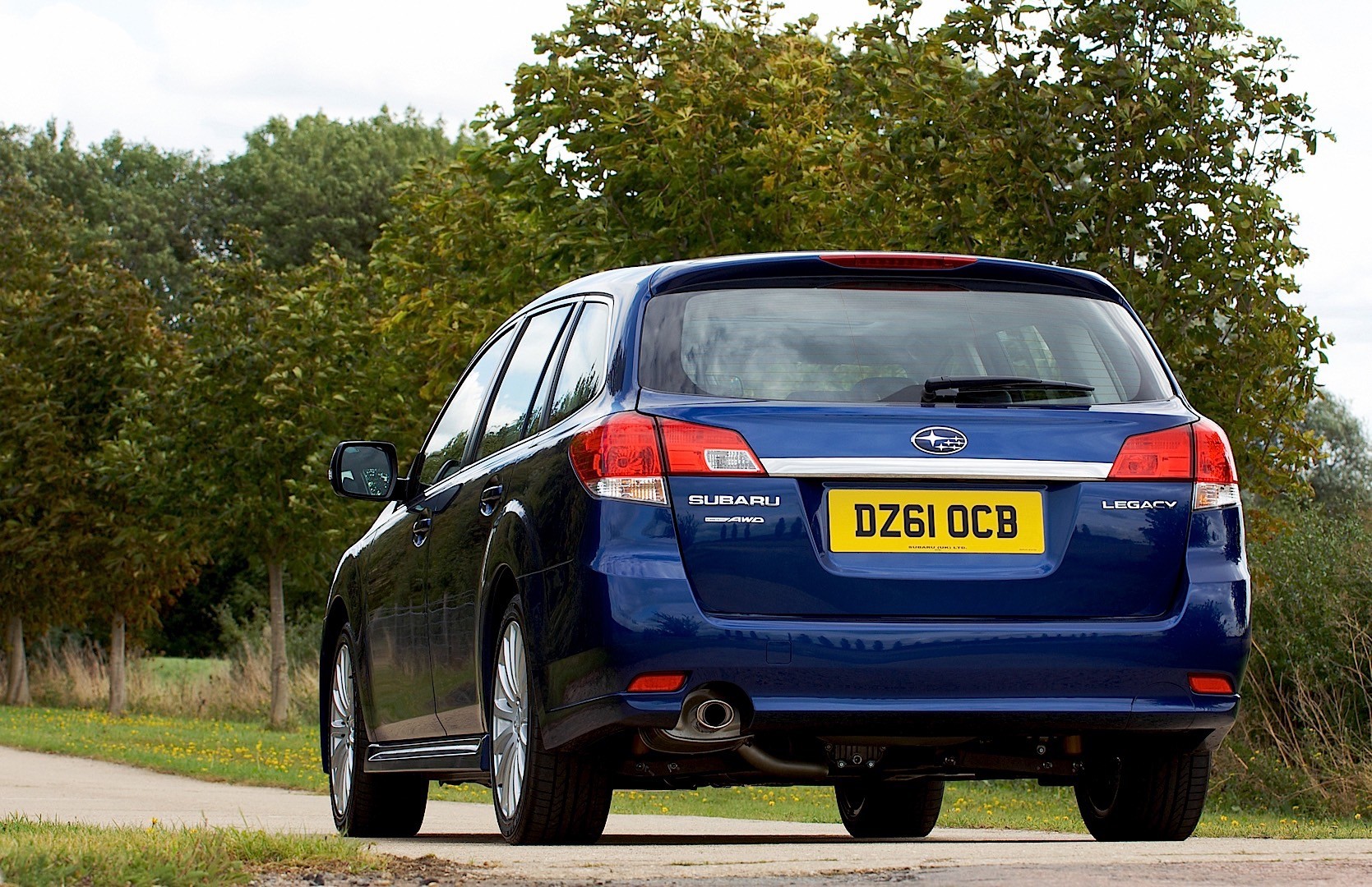 Subaru Legacy Wagon photo 13