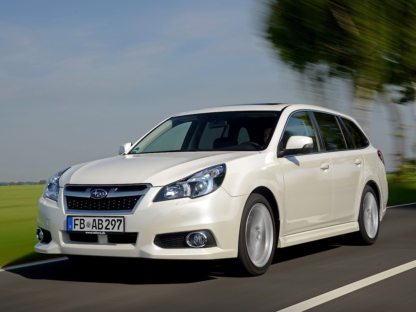 Subaru Legacy Wagon photo 19
