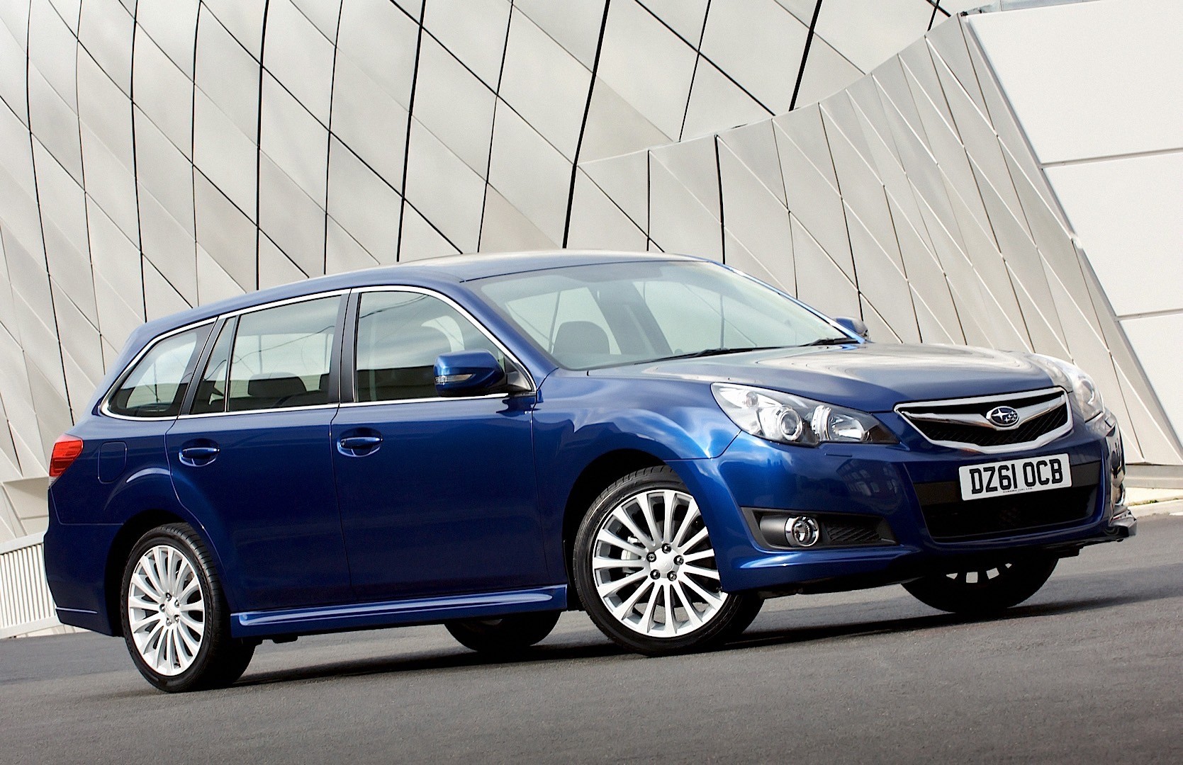 Subaru Legacy Wagon photo 20