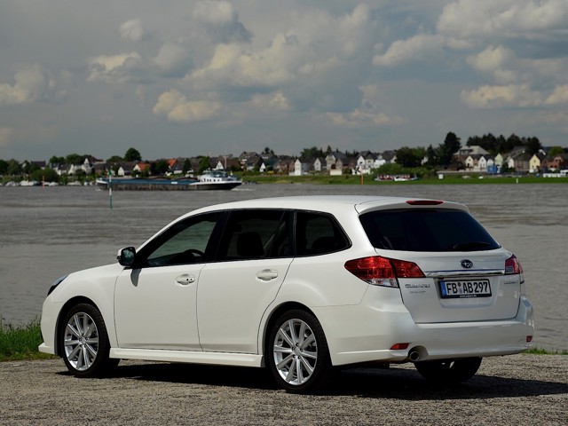 Subaru Legacy Wagon photo 22