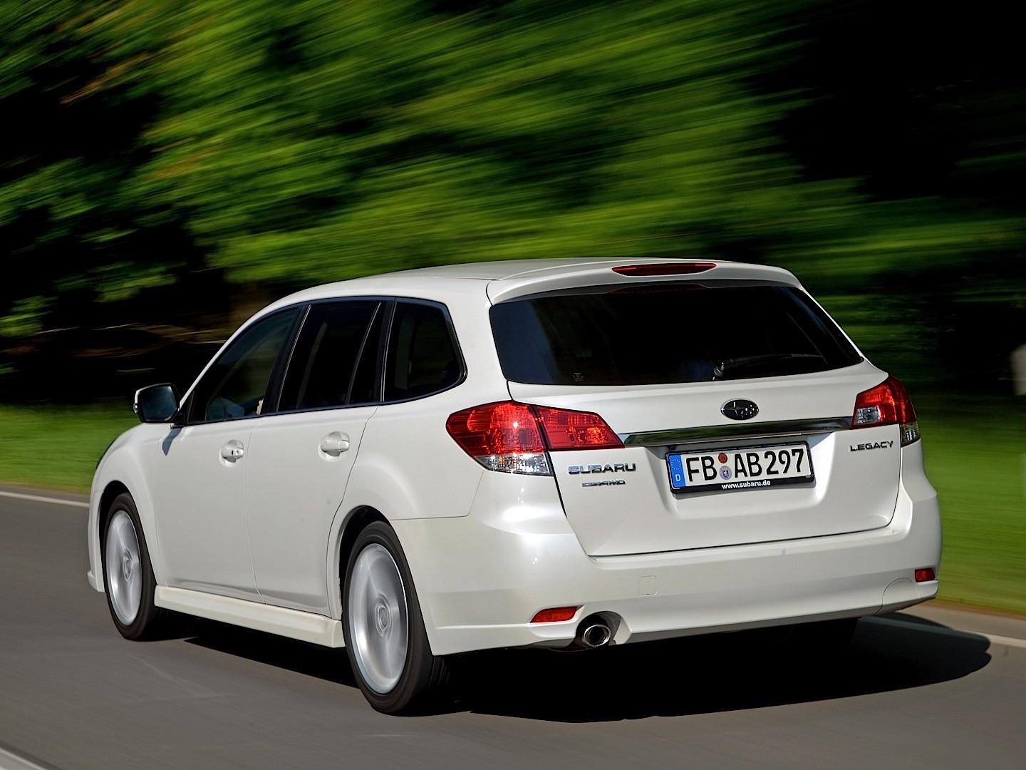 Subaru Legacy Wagon photo 24