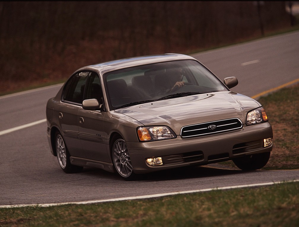 Subaru Legacy photo 10