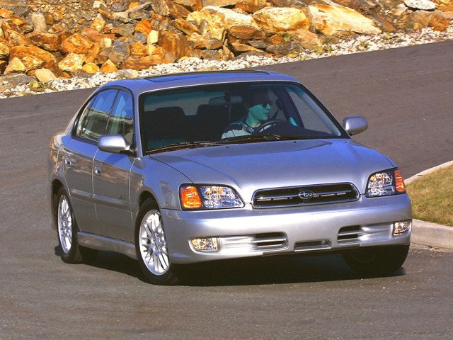Subaru Legacy foto 6