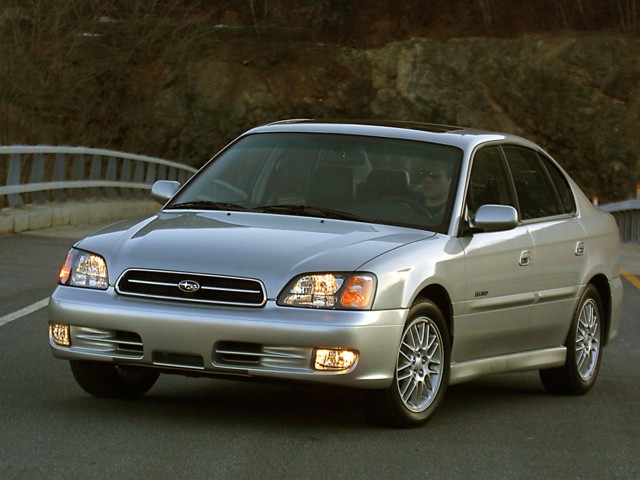Subaru Legacy foto 7