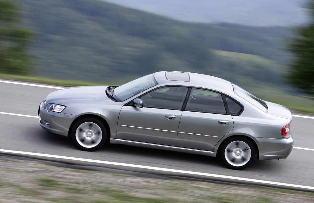 Subaru Legacy photo 11