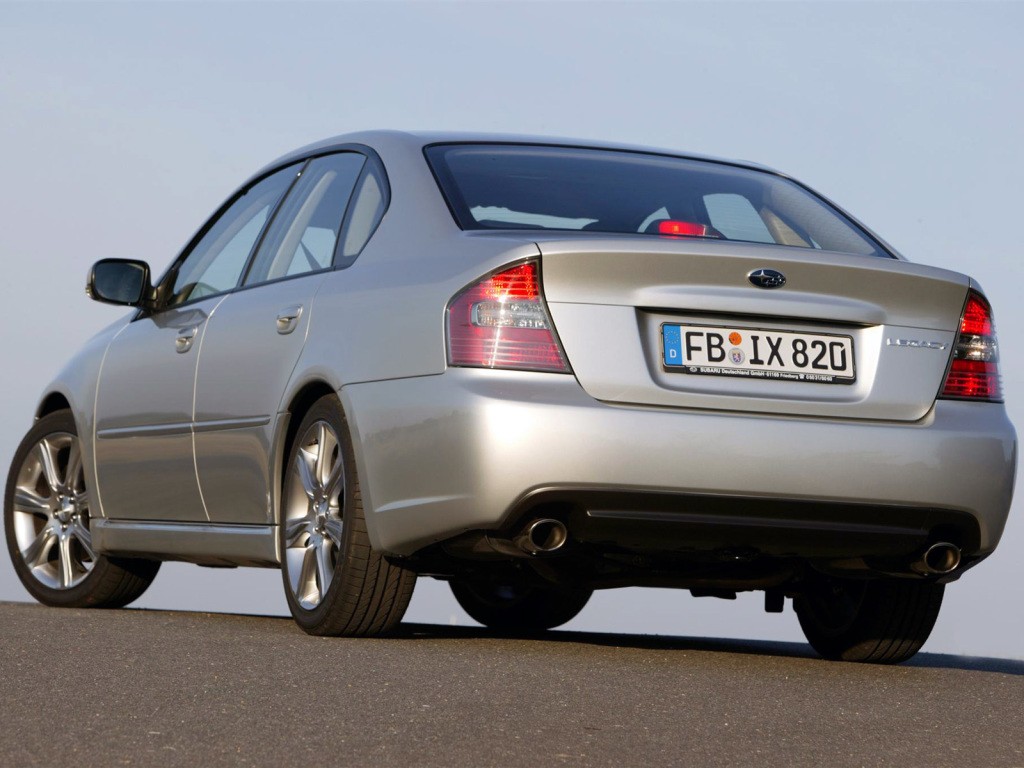 Subaru Legacy photo 8