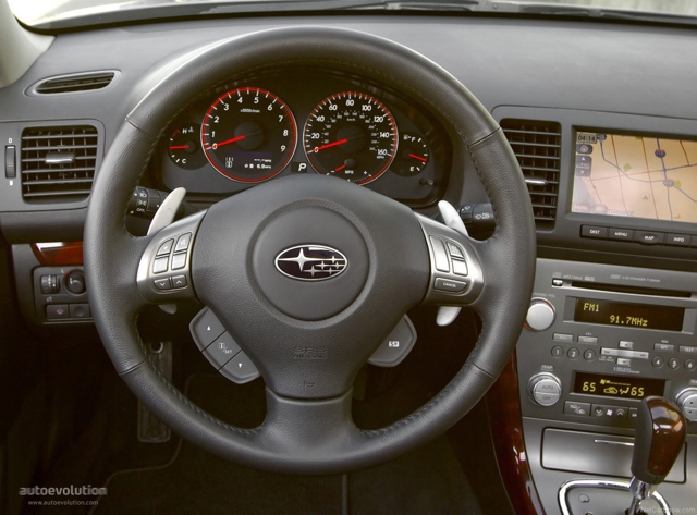 Subaru Legacy photo 13