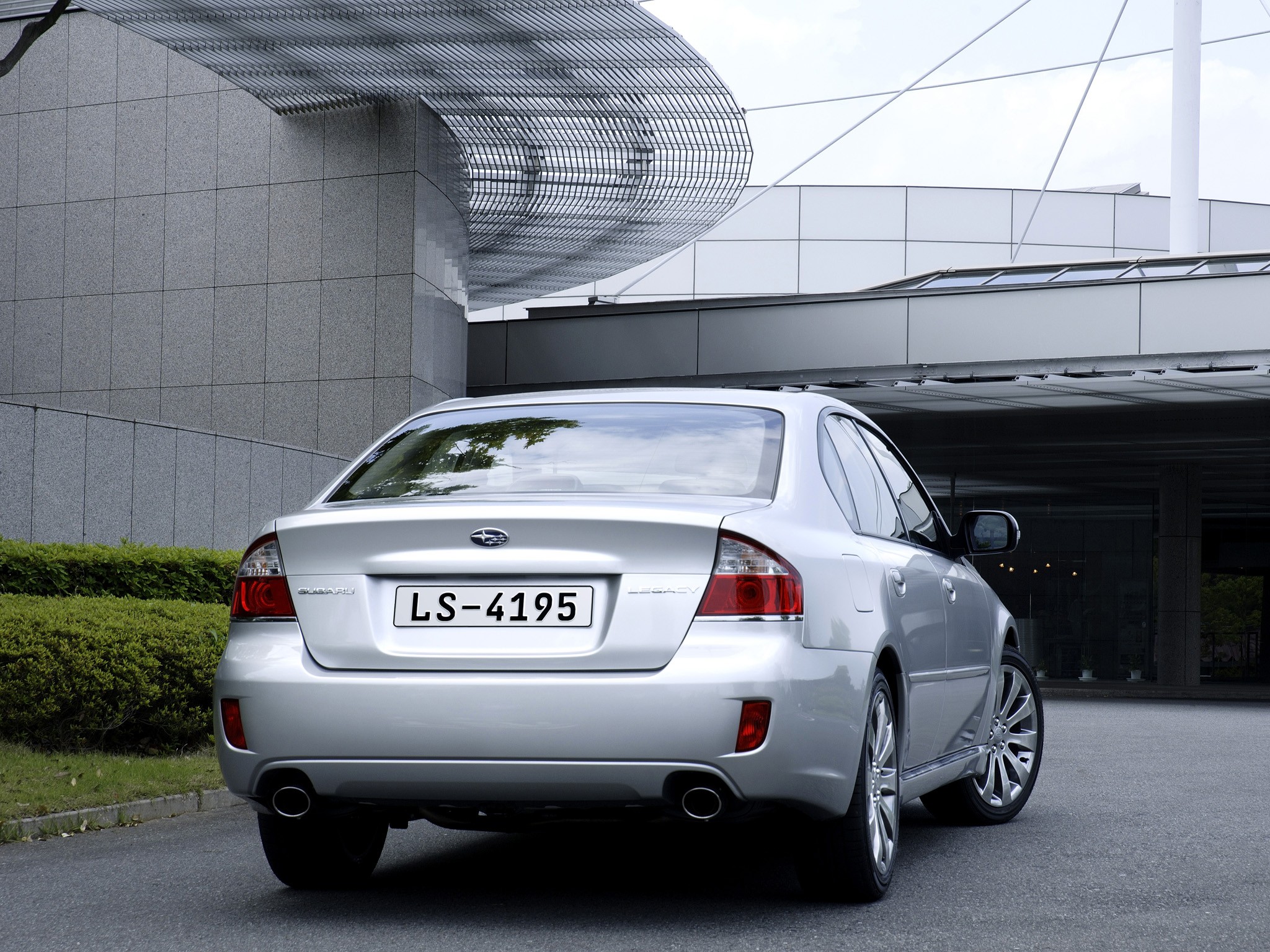 Subaru Legacy photo 14