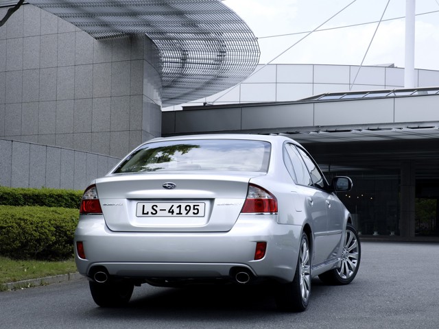 Subaru Legacy Foto 14