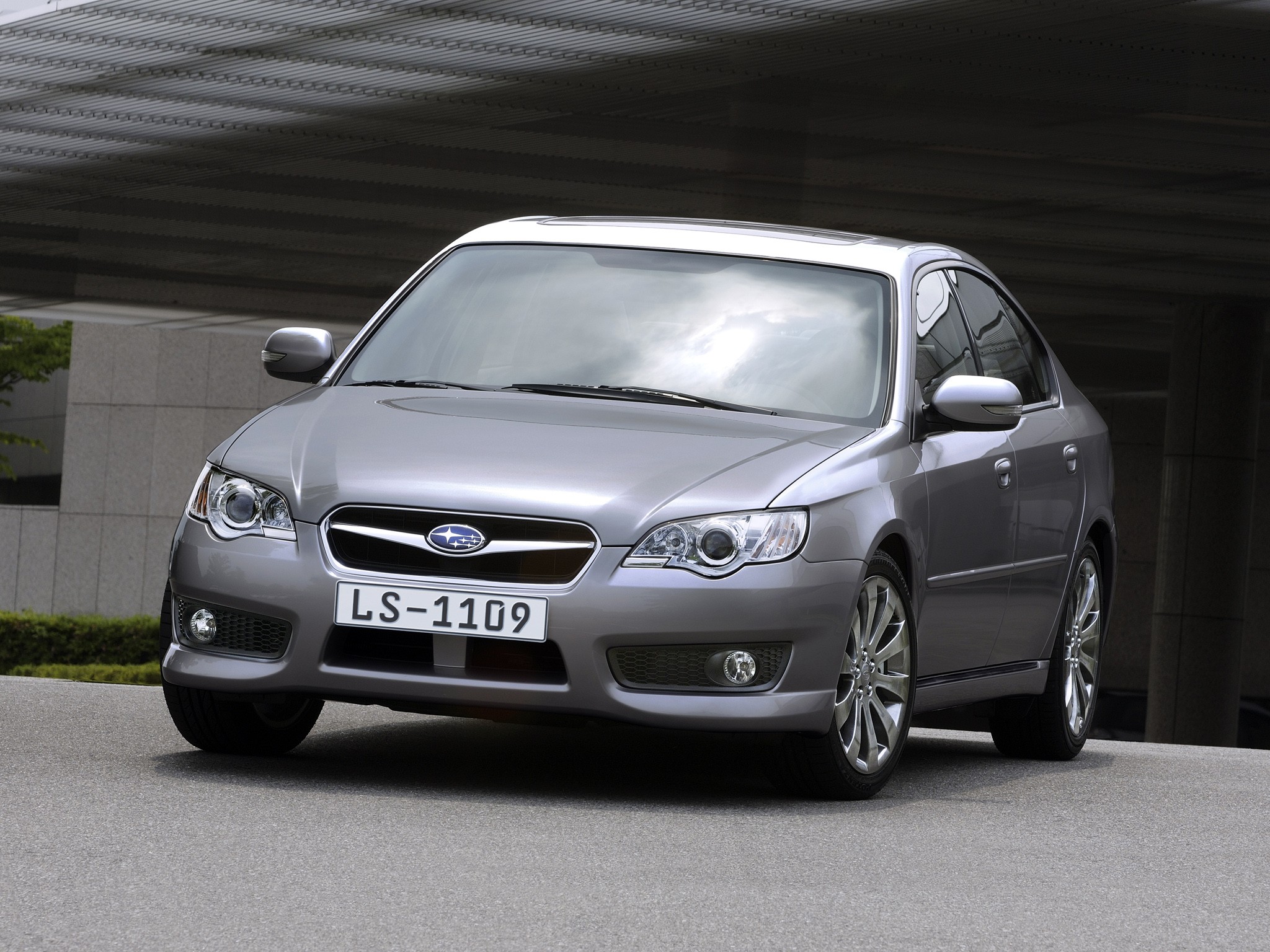 Subaru Legacy photo 16