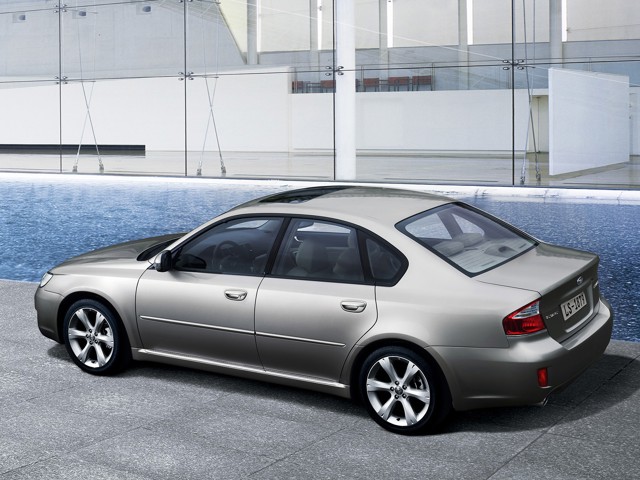 Subaru Legacy Foto 23