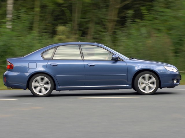 Subaru Legacy Foto 31