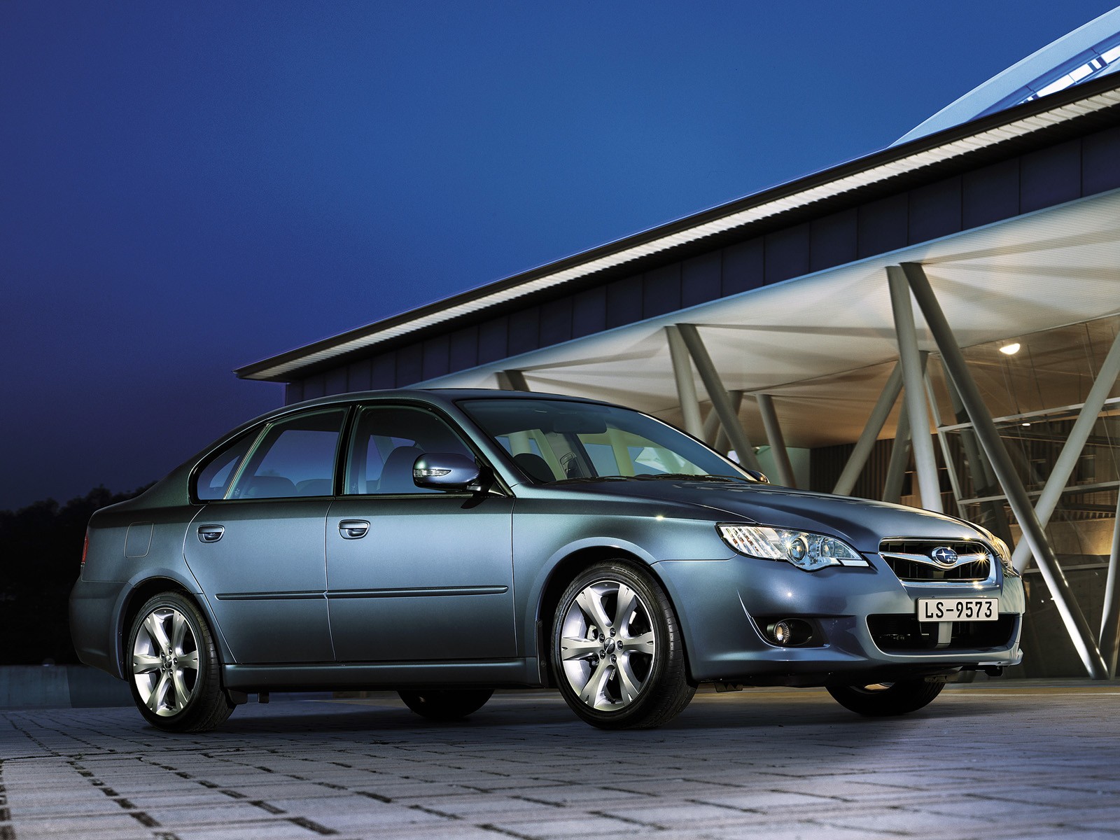Subaru Legacy photo 33