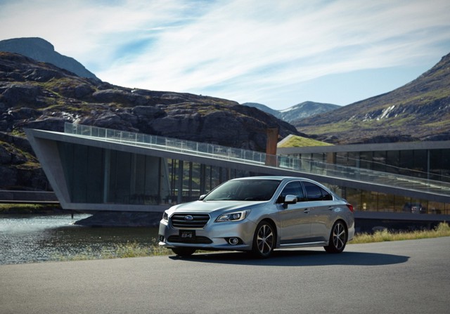 Subaru Legacy Foto 24