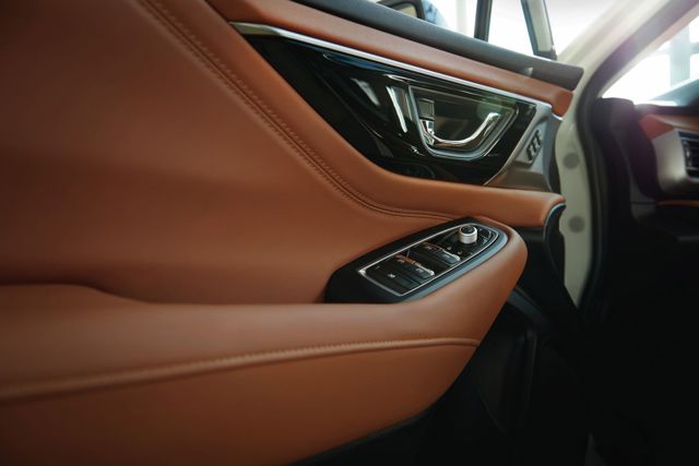 Subaru Legacy photo 8